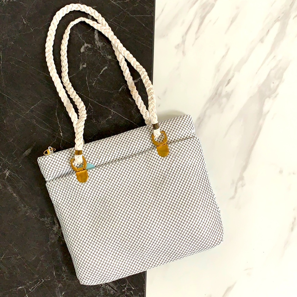 Mesh handbag with woven straps, White